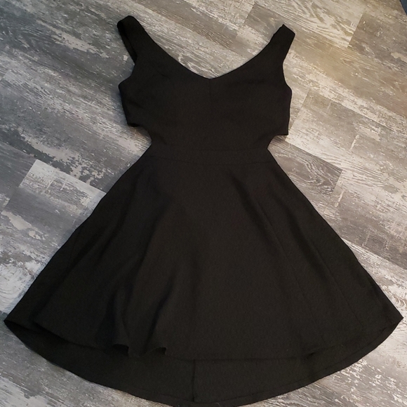 Bluenotes Dresses & Skirts - 3/50 Open back skater dress